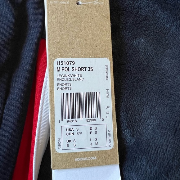 Adidas men shorts - Picture 2 of 4